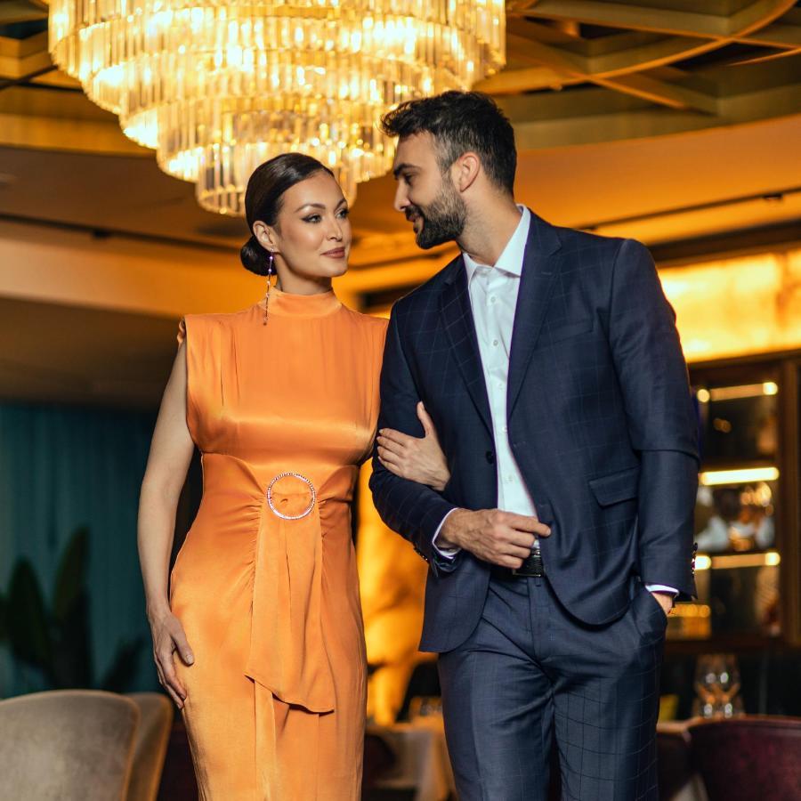 Hotel Pupin Novi Sad Ngoại thất bức ảnh Minka Kelly and James Marsden at the 2016 Peabody Awards